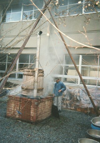 The kozo stalks are steamed